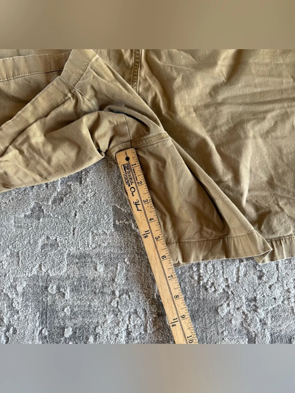 GAP men’s Tan Drawstring Everyday Shorts size XXL